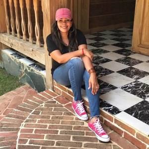 Meet your Posher, Yari